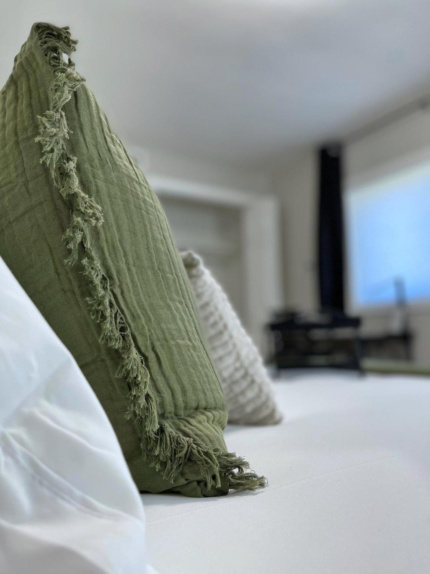 *New* The Cozy Haven, 5 Minutes To Atl Airport Lägenhet Atlanta Exteriör bild